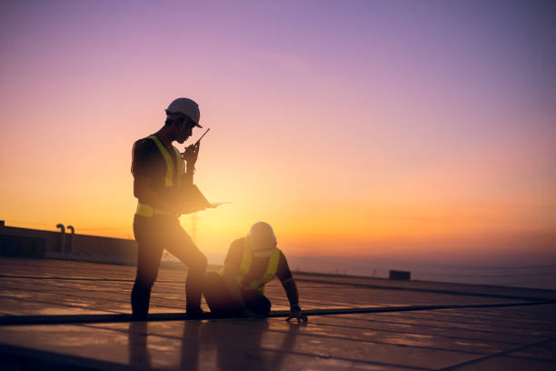 Best Flat Roof Repair Services  in Chipley, FL
